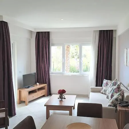 Wyndham Residences Kusadasi Golf & 1+1 Esyali Daire Lägenhet *
